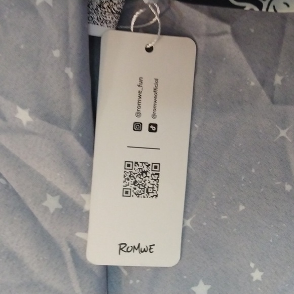 NWT ROMWE Avant Sun & Moon Print Skirt - Picture 7 of 10